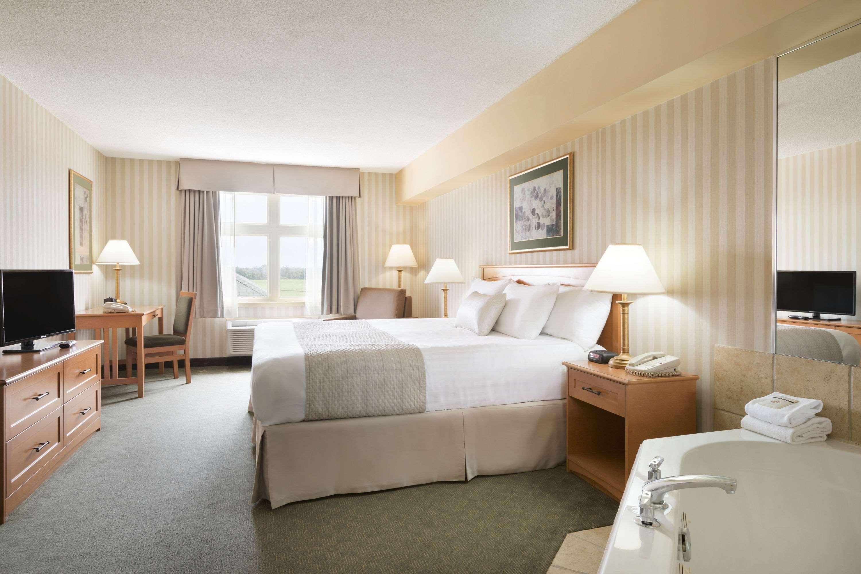 Days By Wyndham Hotel