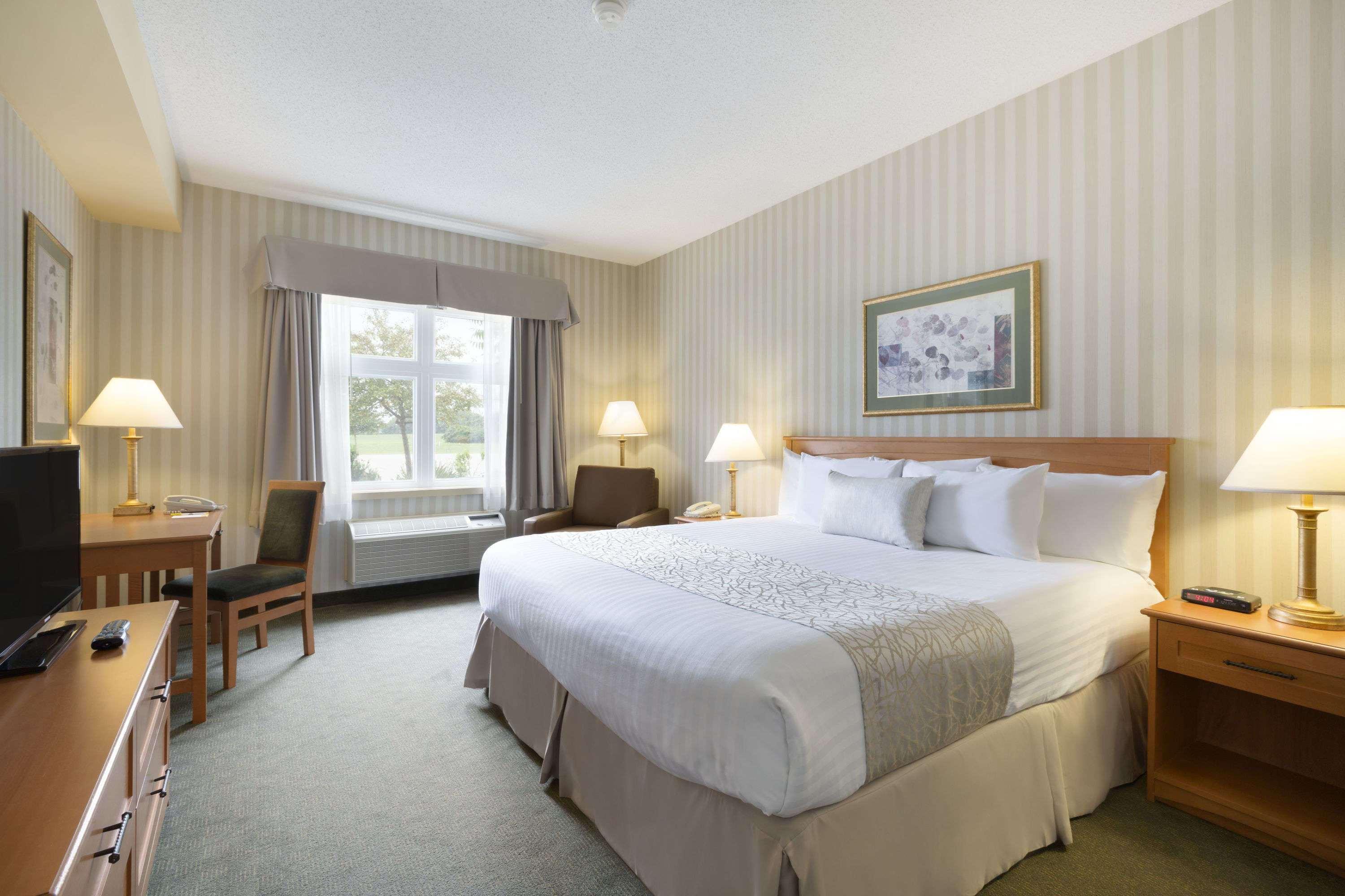Days By Wyndham Hotel